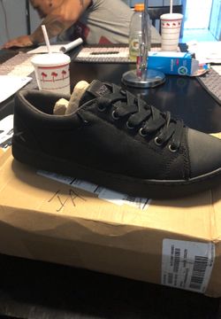 Men’s work shoes