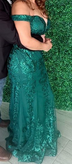 Emerald green guest dress xl