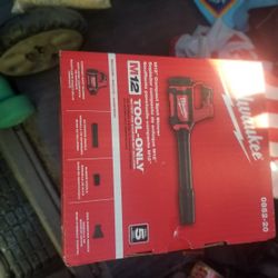 Milwaukee  12m Blower Battery Charger  New
