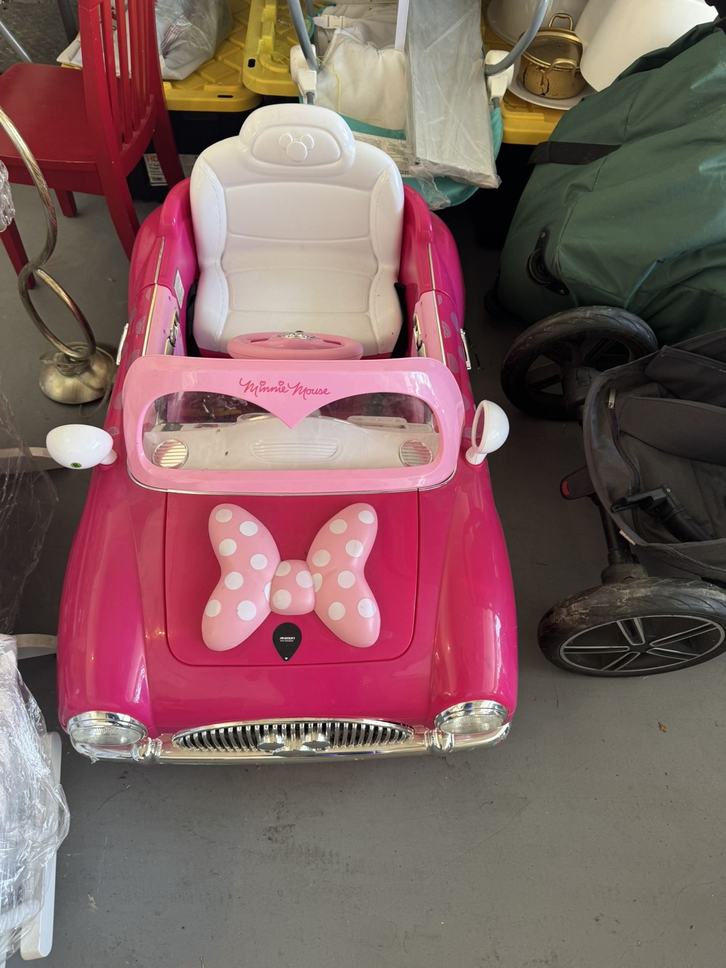 Mini Mouse Car