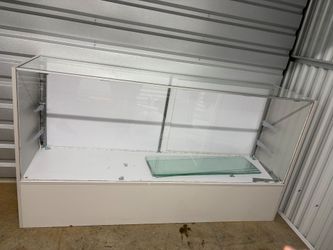 White Retail Glass Display Case
