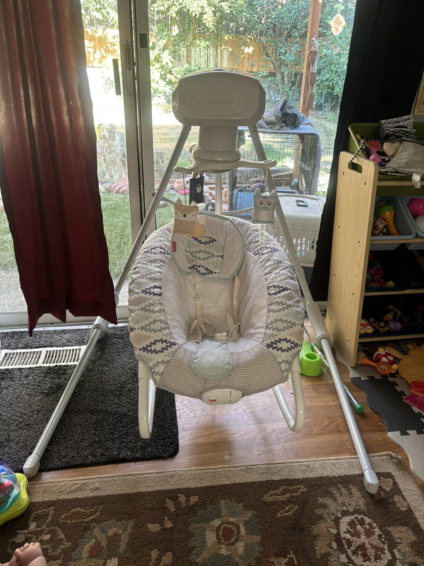 Fisher-Price 2-in-1 Deluxe Cradle 'n Swing