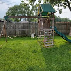 Free Swingset