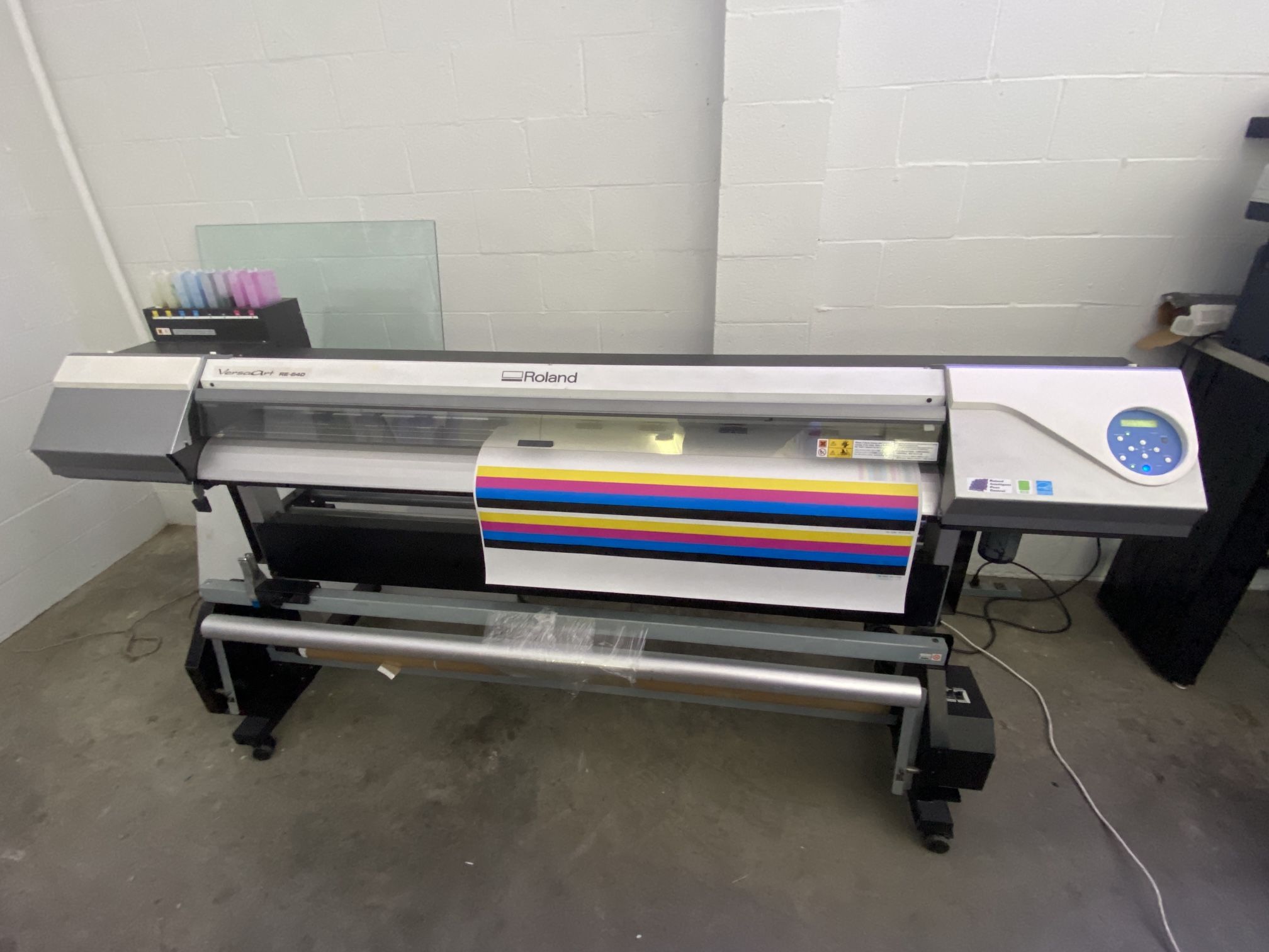 ROLAND PRINTER PRINTS UP TO 5 FEET