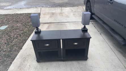 Bedside tables set