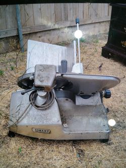 Meat cutter
