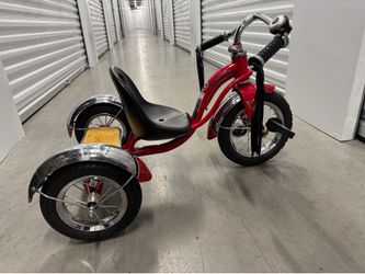 Schwinn Roadster tricycle