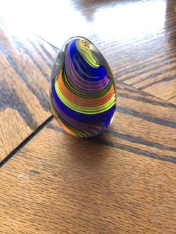 Glass art signed 40$