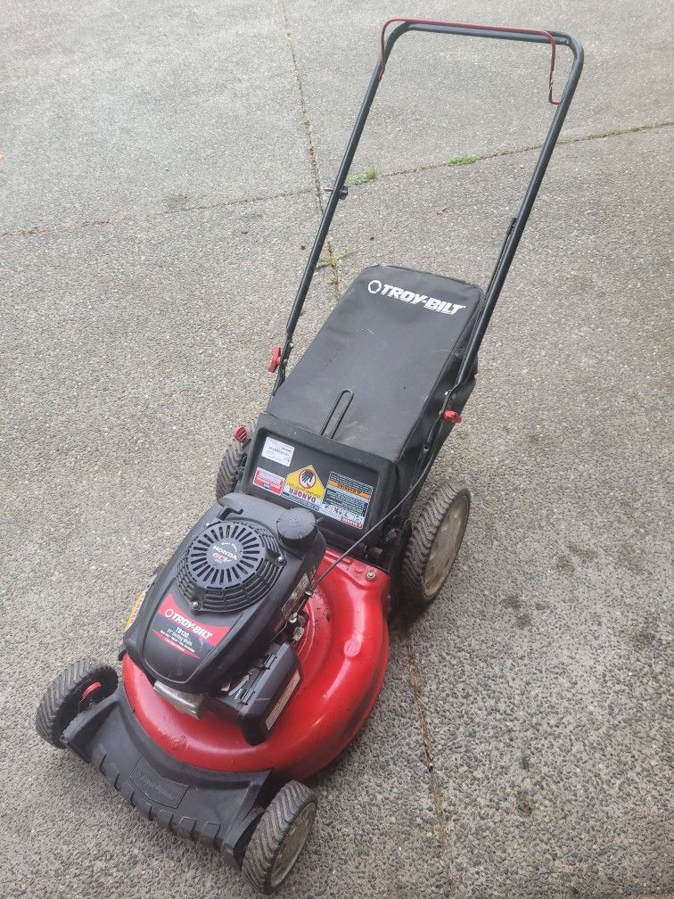 Very Clean Honda Powered TroyBilt TB130 21" Lawn Mower for Sale in