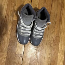 Cool Greys size 7 