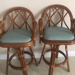 2 Stools Bamboo