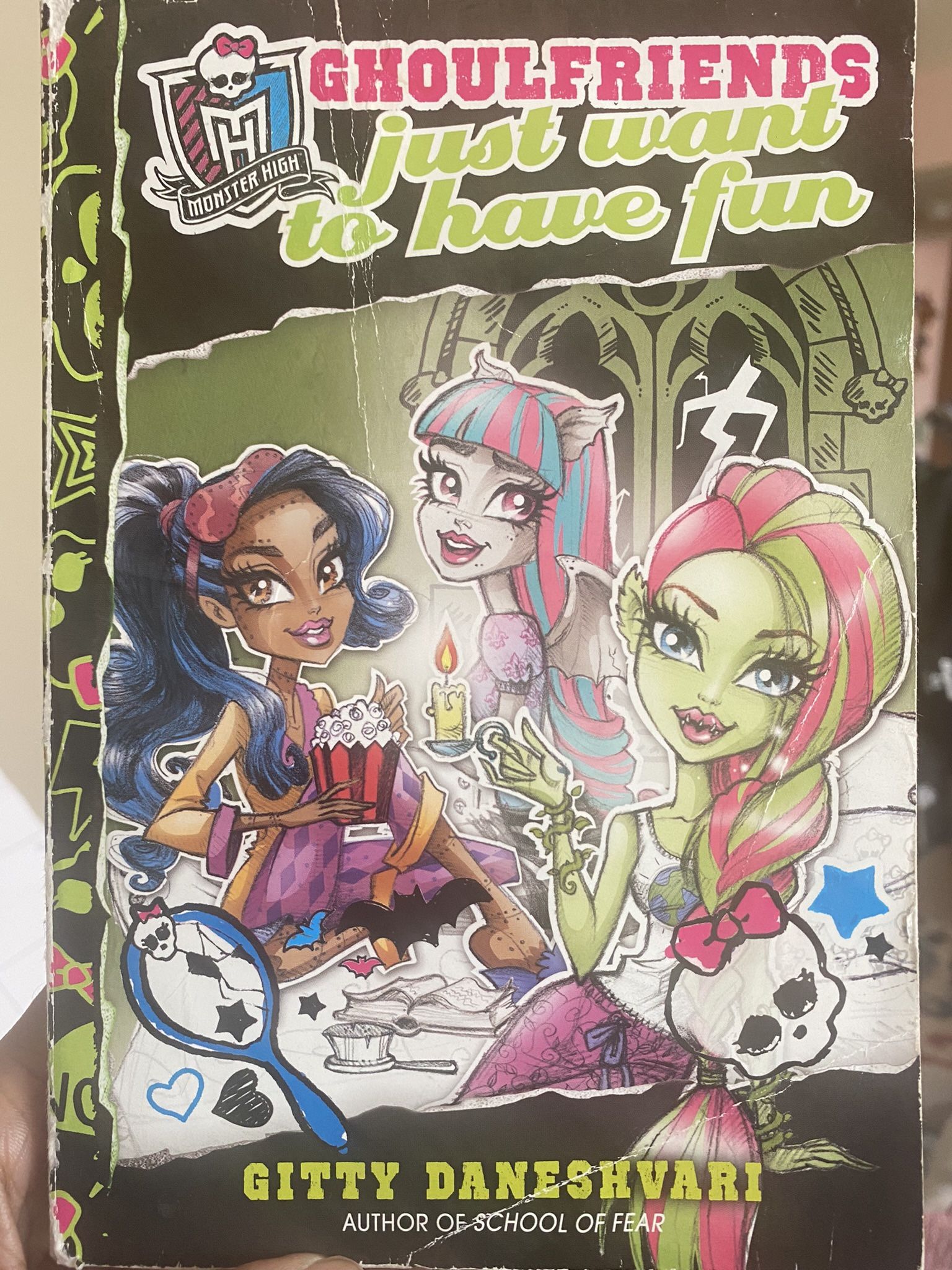 Monster high Ghoul Friends Just Want To Have Fun Book