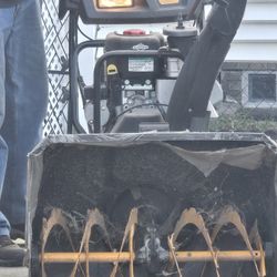 Snow Blower Brand New Never Used