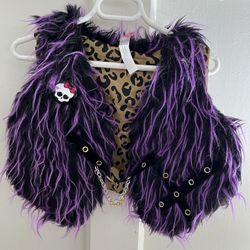 Child M (8-10) Monster High Fangtastic Fur Vest with Button 
