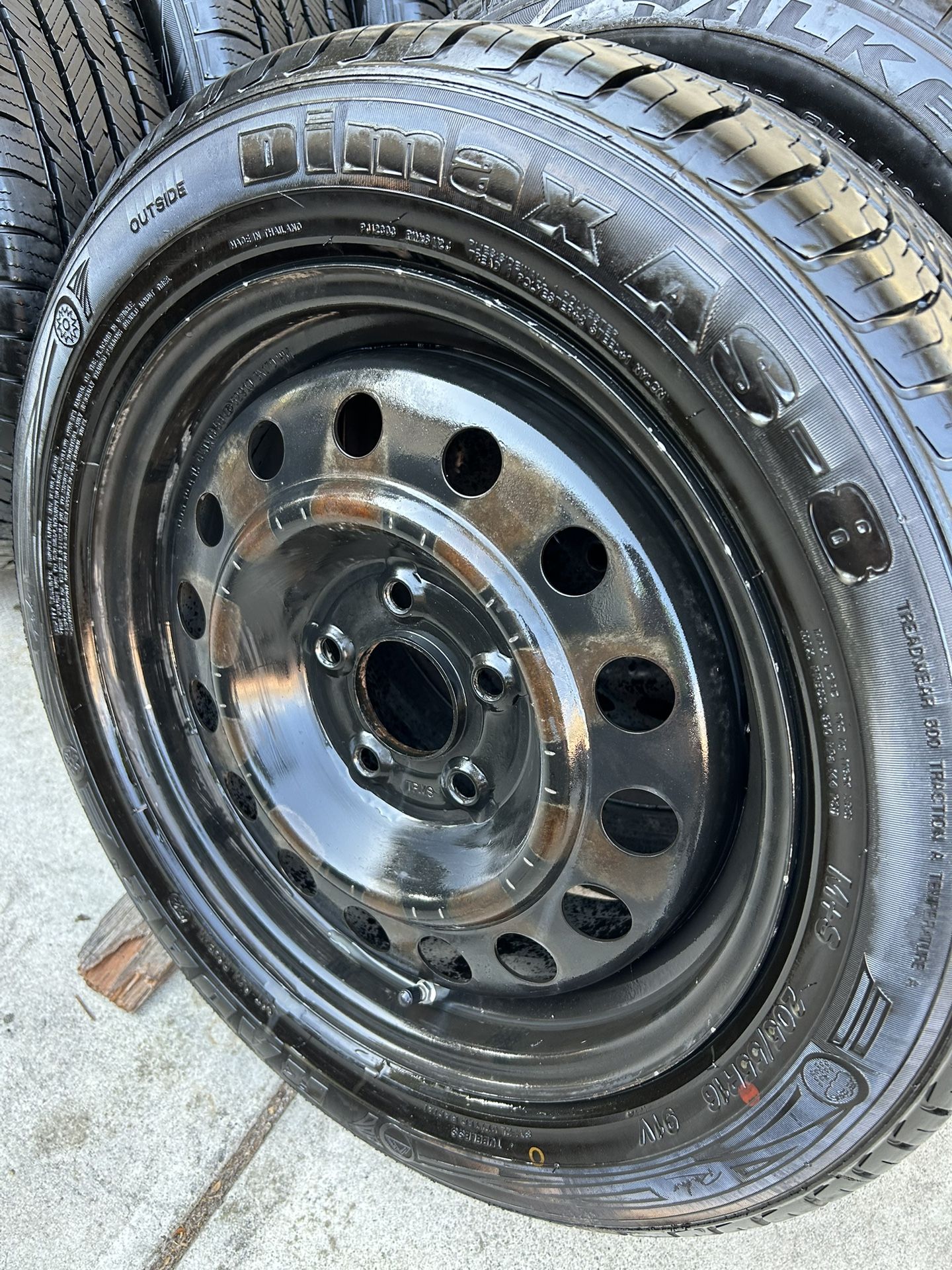 4- DIMAX RADIAL SPORTS 