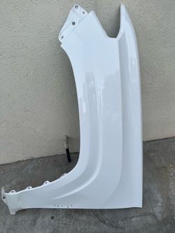 Fender left Driver Toyota tacoma 2016 al 2023
