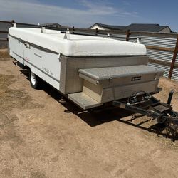 2000 Coleman Pop Up Camper