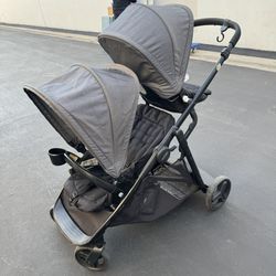 Graco Ready2Grow Double Folding Stroller Clean and Good Condition 