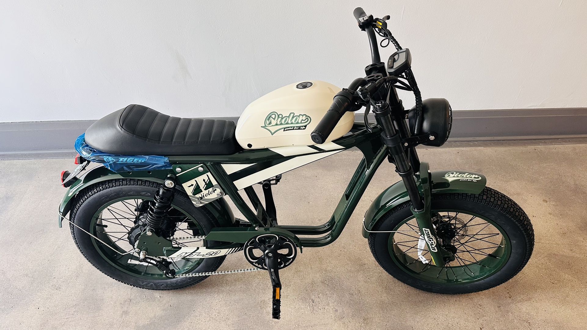 Electric Bike Tiger (QIOLOR) 130 mile range