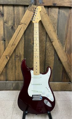 Vintage Refurbished Fender Stratocaster Electric Guitar - Made in USA w/ Wine Finish *6174