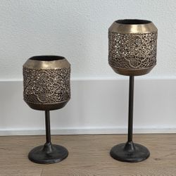 Decorative Metal Candle Holders Set