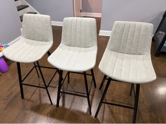 4 counter height bar stools