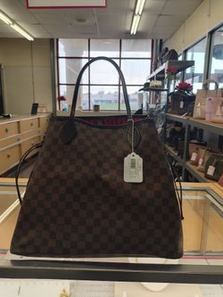 Louis Vuitton purse for sale layway available 10% down if you interested please make sure you ask for Maribel thank you