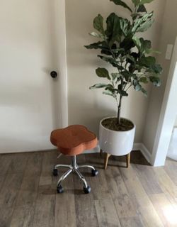 Orange Tweed Rolling Chair