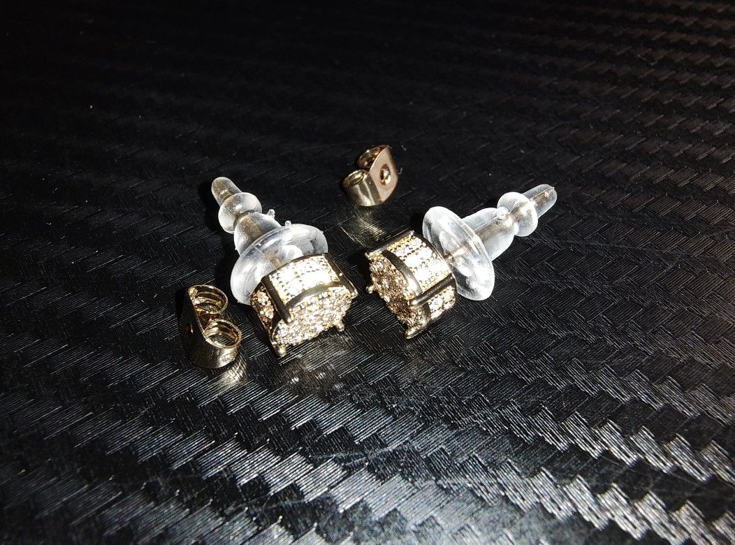 Set Of Gold Diamond Earrings
