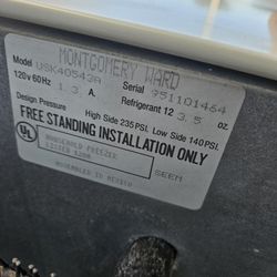 Small Freezer Works Good