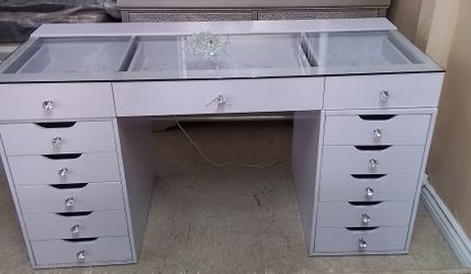New Vanity Desk with Lights Sample floor only $299 cash