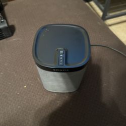 Sonos PLAY:1, a compact and powerful wireless speaker