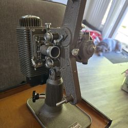Revere 8mm Antique Projector