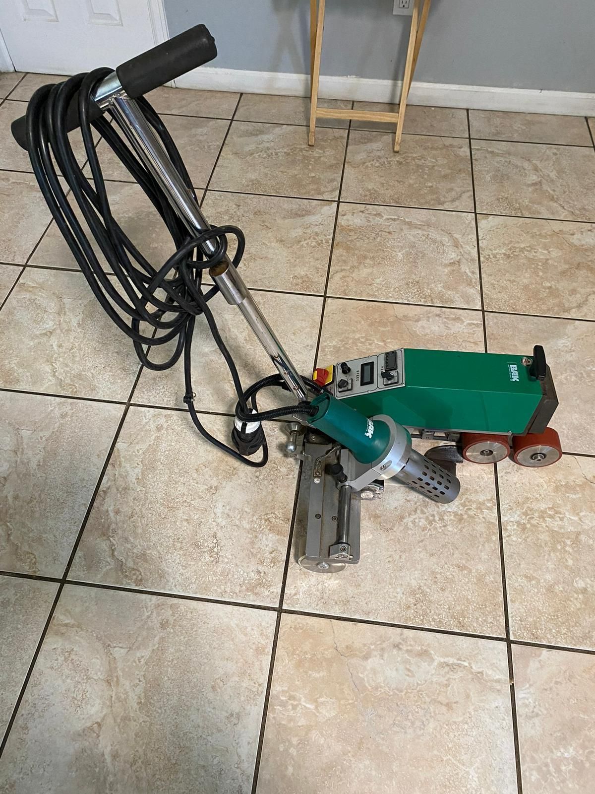 Automatic Welder