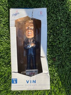 Vin Scully Dodgers Opening Day 2016 Bobblehead
