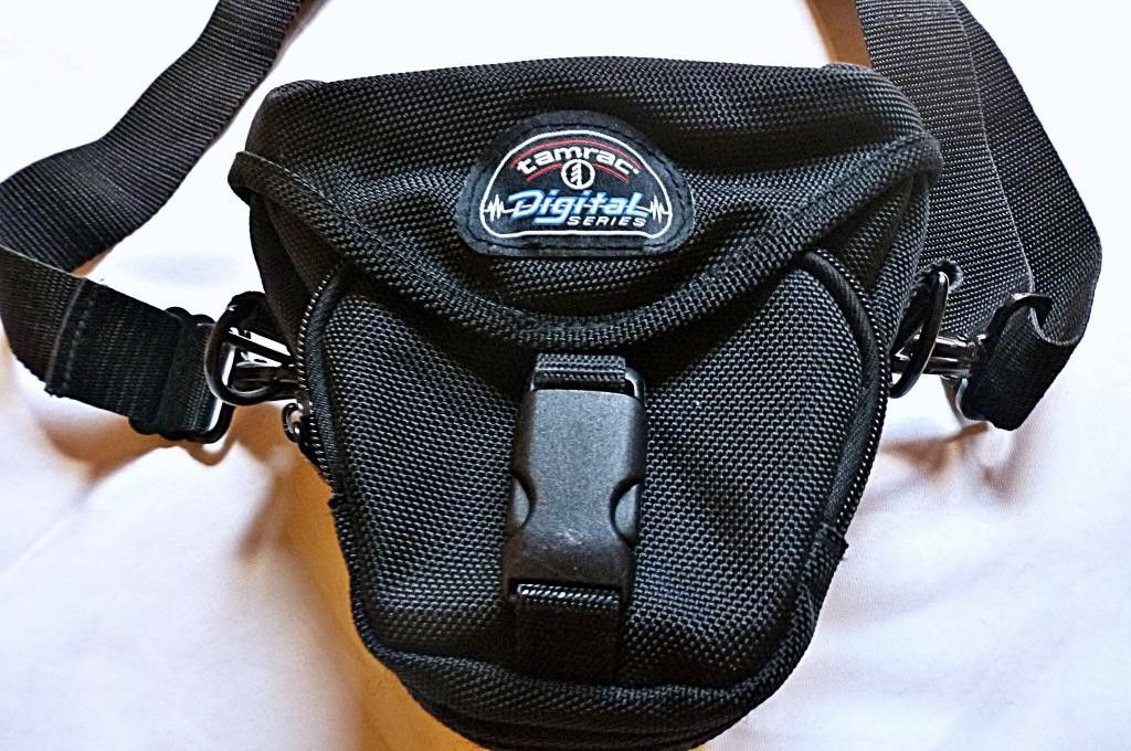 Tamrac Black Padded Holster Style Camera Bag/Case for SLR Digital or Film Camera