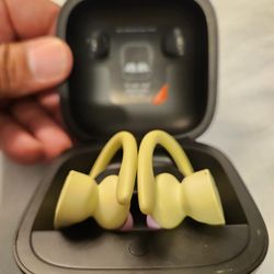 Earbud Pro Beats First Generation 