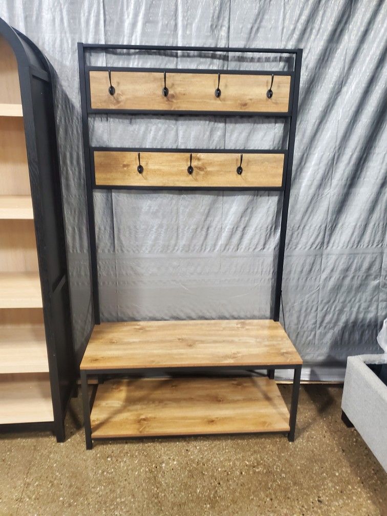 Entryway Hall Tree Bench Great For A Mudd Room (New)