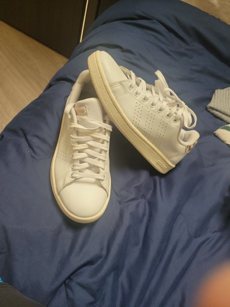 Women's  Adidas White Leather Excellent Condition  Size 7