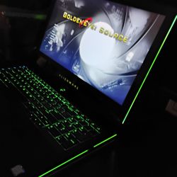 Alienware 17 R4 I7 7700HQ GTX 1070 8GB