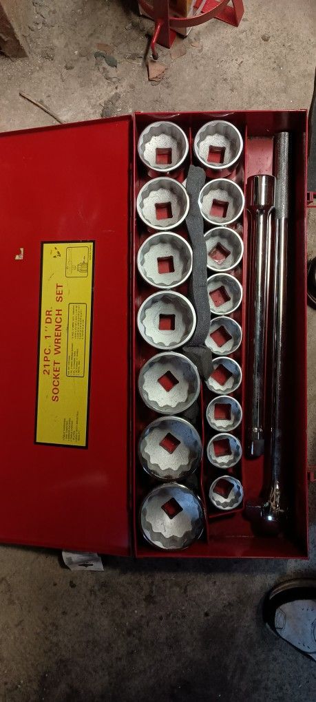 1" Drive Socket Set