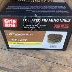 Roofing Nails 1 1/2