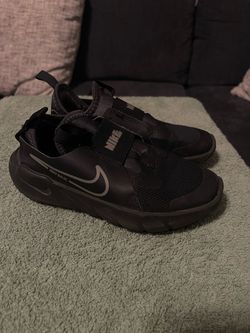 Girls running shoes