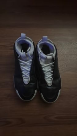 Hardens basketball shoes