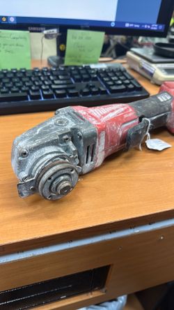Milwaukee Cordless Grinder