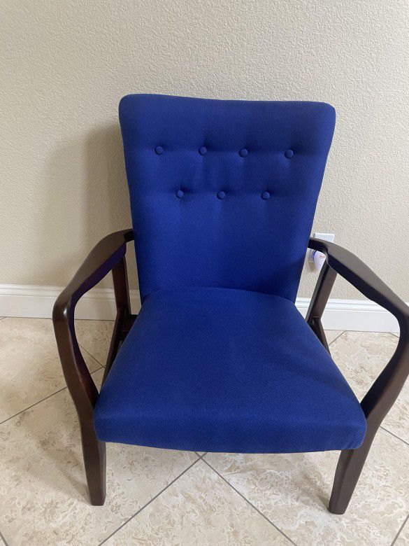  Blue Fabric And Brown Wooden Arms And Legs Chair
