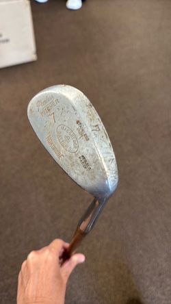 Vintage MacGregor "Peerless Pitcher" 7-Iron Hickory Shaft Golf Club (1920s–30s)