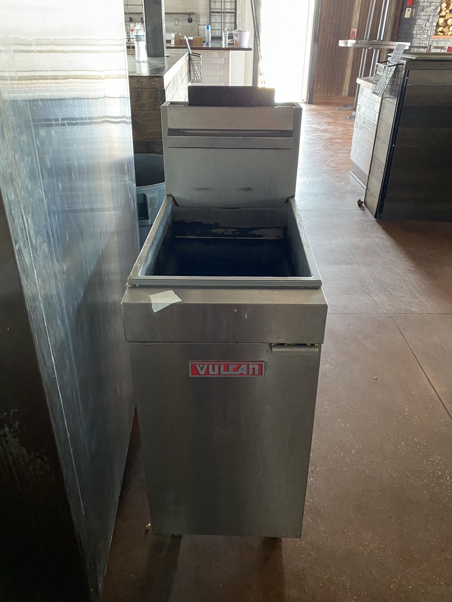 Vulcan LG3001 Natural Gas Fryers for Sale in San Antonio, TX OfferUp
