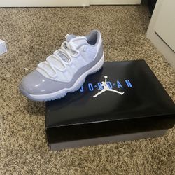 Air Jordan 11 Retro Low Cement Brand New Size 8.5