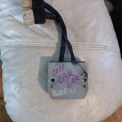 2011 Honda CBR 600 RR  Oem Regulator/Rectifier 